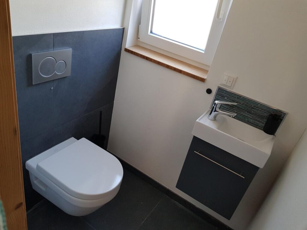 Bild der Toilette in der Ferienwohnung Grand Family im Erdgeschoss