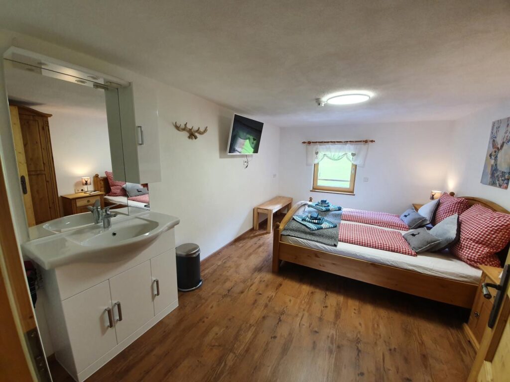 Bild vom Schlafzimmer (2. Doppelzimmer) Ferienwohnung Grand Family im Obergeschoss