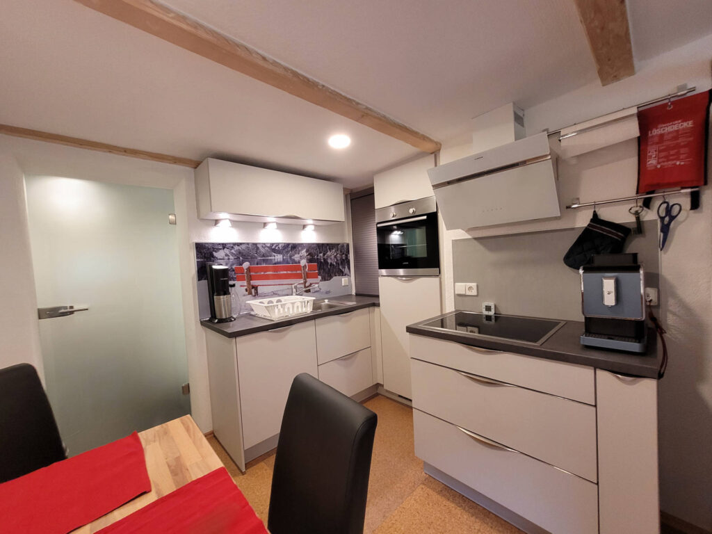 Küche und Essbereich der Ferienwohnung Sweet Home