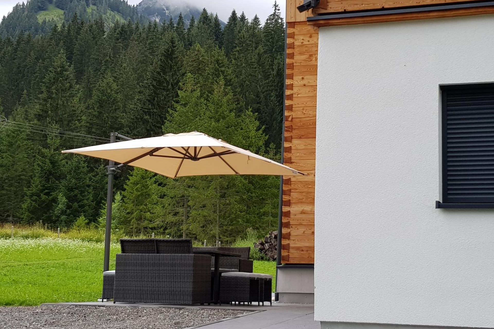 Bild von der Terrasse mit Sitzbereich